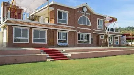 हुबली के केएससीए स्टेडियम में सुनील जोशी पवेलियन का भव्य उद्घाटन