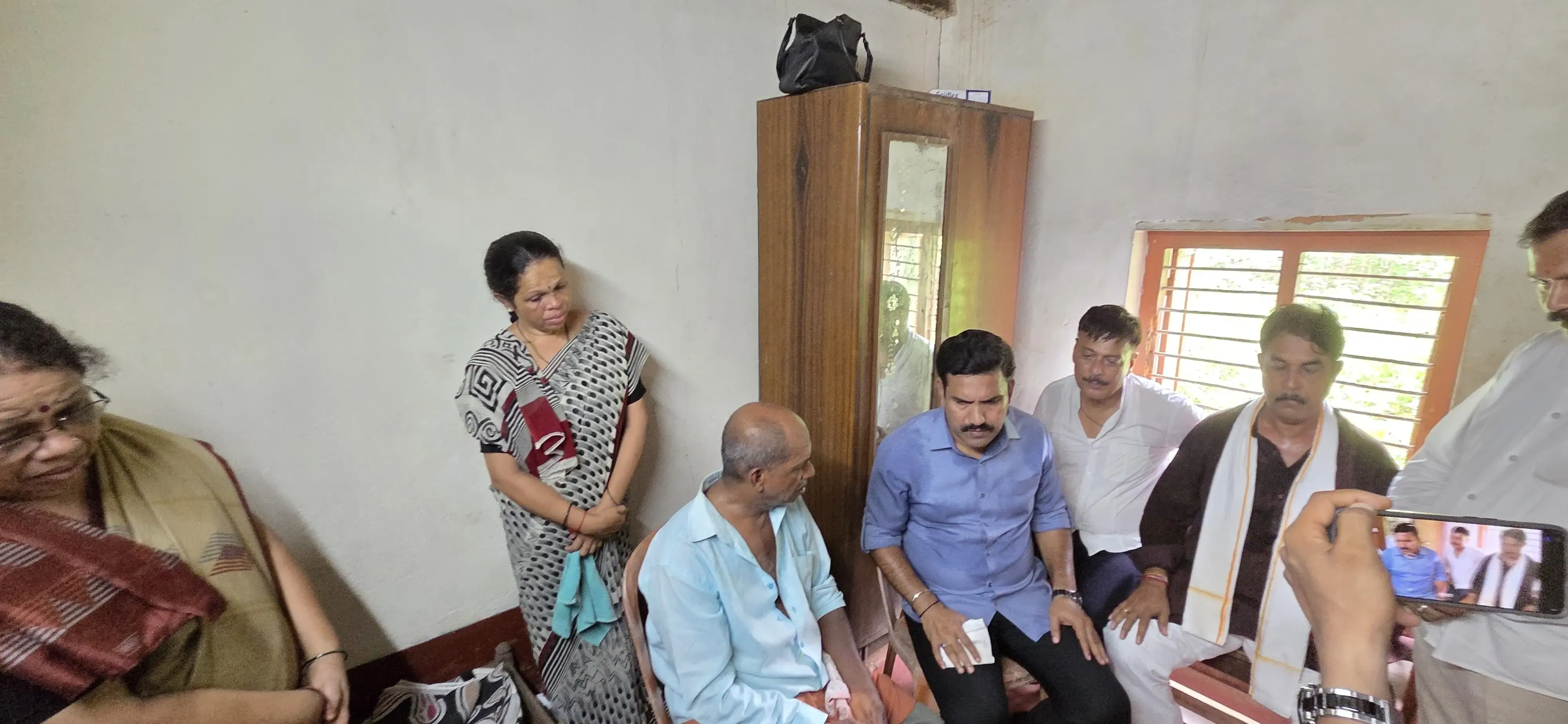 Did Karnataka BJP Announce Rs 25 Lakh Compensation for Slain Hindu Activist's Family and Demand NIA Probe?