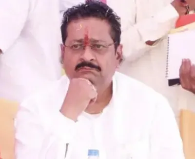 Karnataka BJP Tensions: MLA Yatnal Claims Yediyurappa Aiming to End His Political Journey
