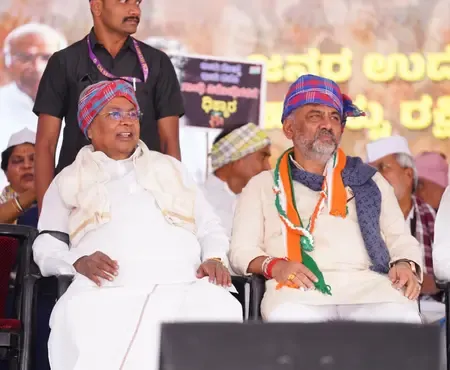 Why Did Siddaramaiah Lose His Cool Over Shivakumar Supporters?