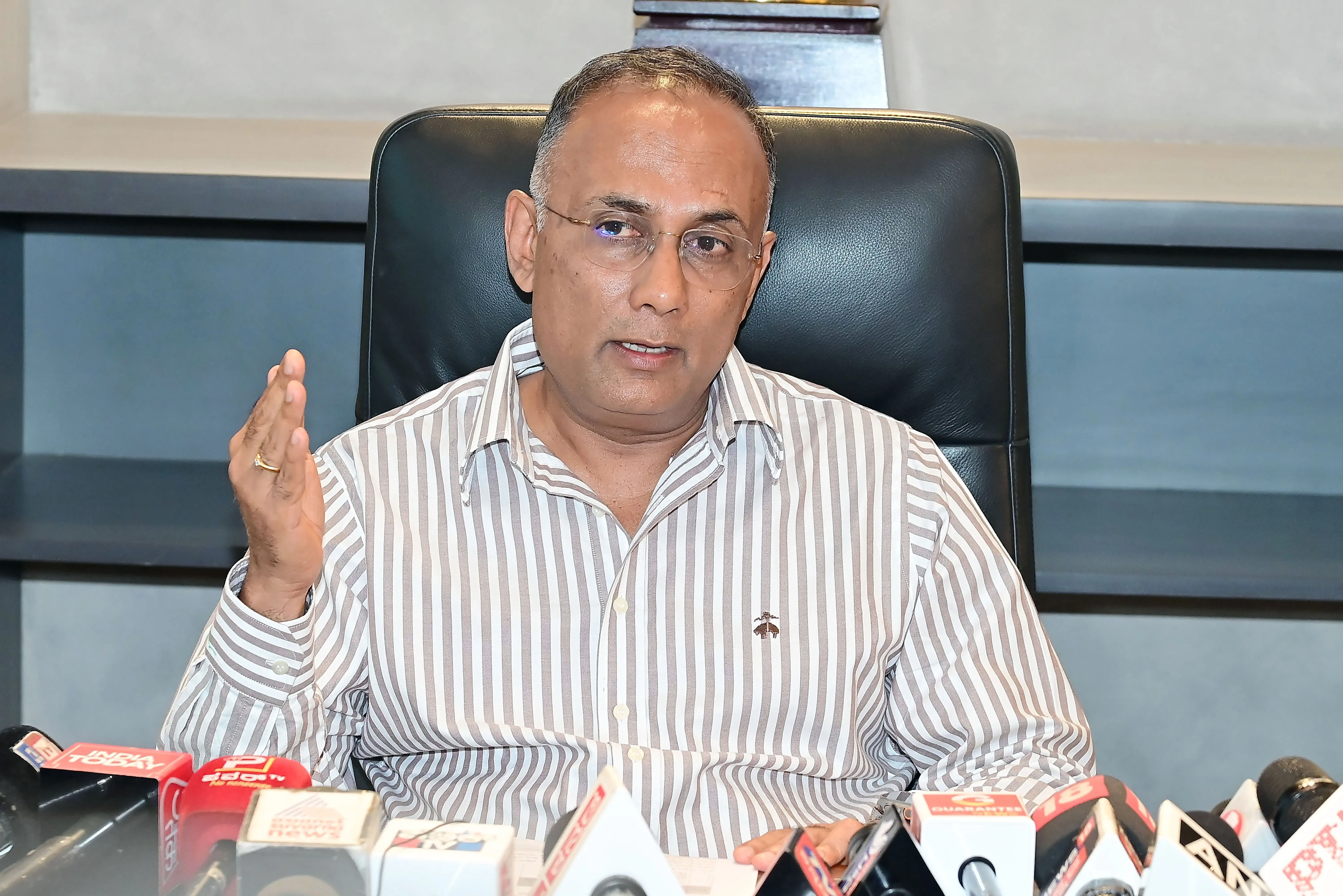 Why is Karnataka Defending the Closure of Jan Aushadhi Centres at Government Hospitals?