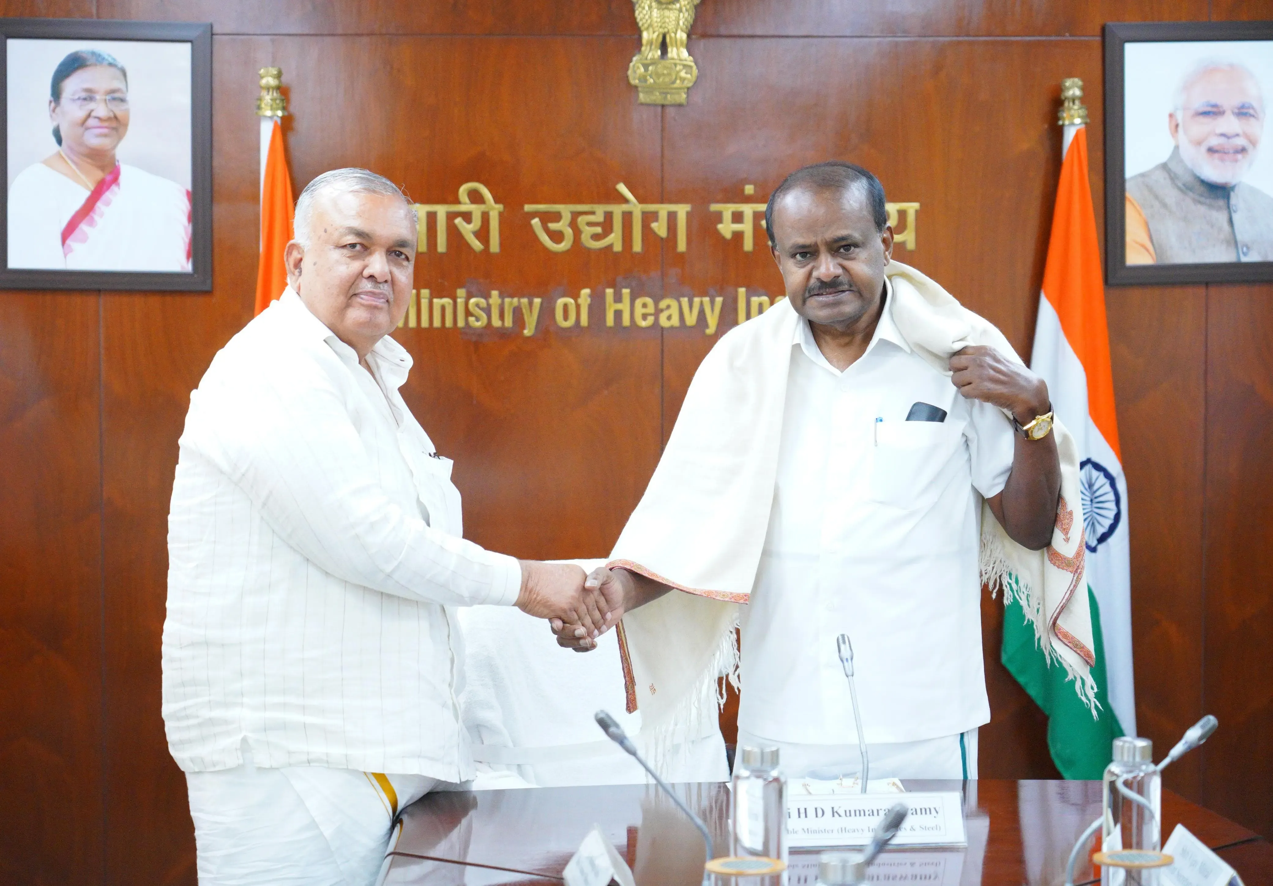 Is Karnataka Seeking Electric Buses Under PM E-Drive? Centre Responds with Assurance!