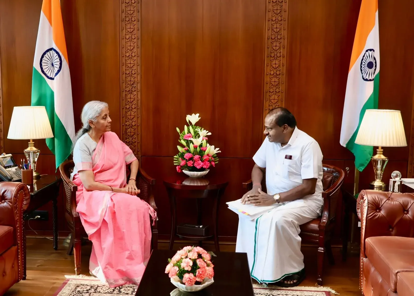 Kumaraswamy Calls on Finance Minister Sitharaman
