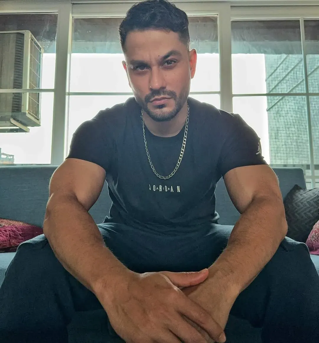 Is Kunal Crossing His Fingers for ‘Madgaon Express’ Three SWA Awards Nominations?