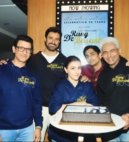 Is Kunal Kapoor Still Celebrating the Legacy of Rang De Basanti After 20 Years?