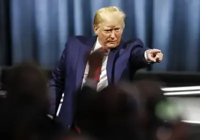 बीबीसी के दो बड़े अधिकारियों ने दिया इस्तीफा, ट्रंप से जुड़ा है मामला