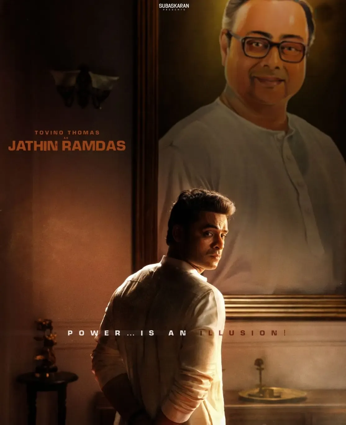 L2: Empuraan Reveals Tovino's First Look on His Birthday