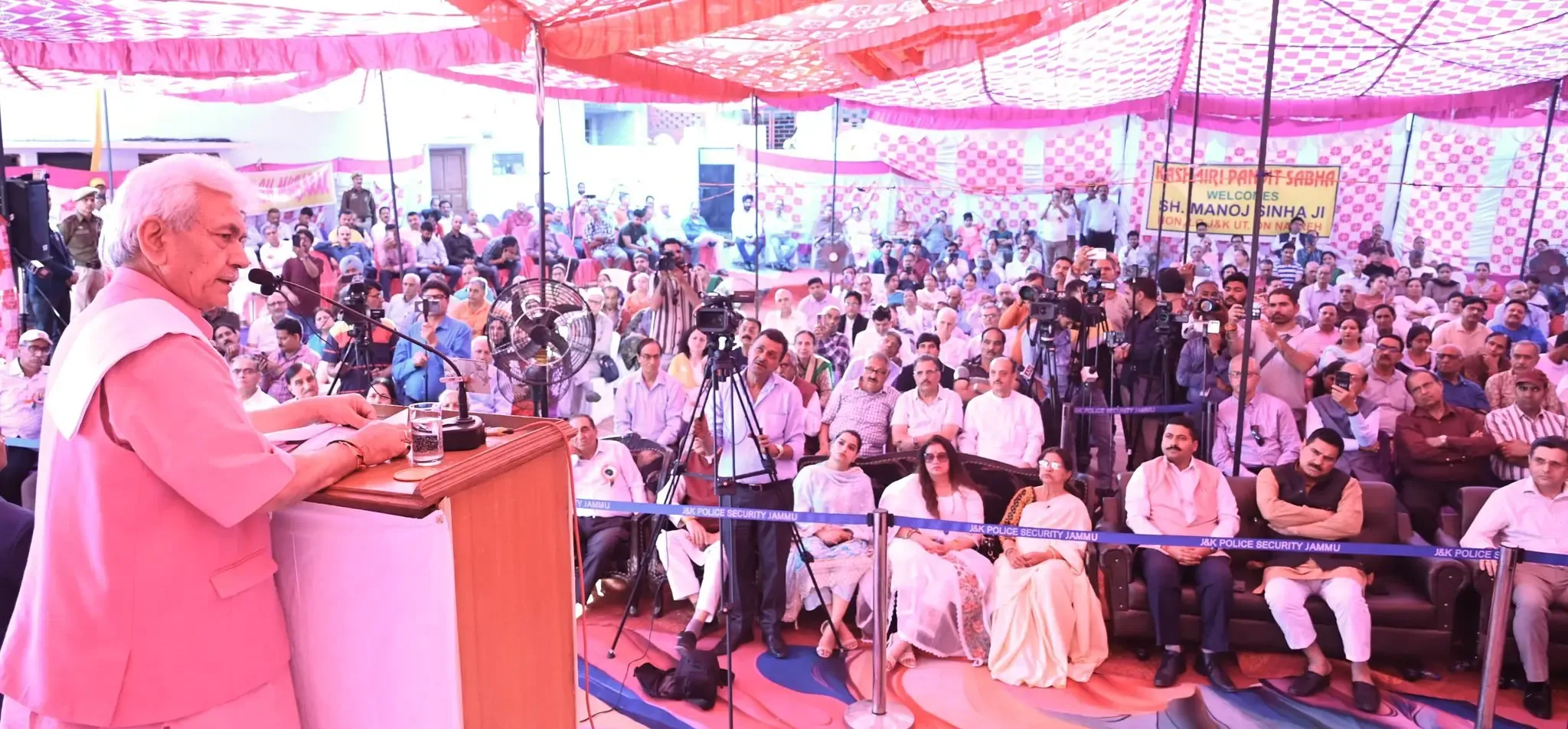 L-G Sinha Affirms Central Government's Dedication to Facilitating Return of Kashmiri Pandits