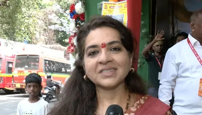 लालबाग करंट हादसा: शायना एनसी ने माँगा सुरक्षा ऑडिट, पीड़ित परिवारों को न्याय दिलाने का वादा