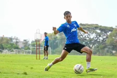 Has Lalremtluanga Fanai Extended His Contract with Bengaluru FC Until 2027/28?