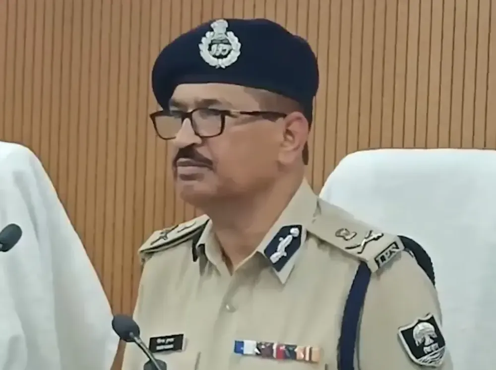 बिहार DGP विनय कुमार ने लिया VRS, गृह विभाग ने तत्काल प्रभाव से दी मंजूरी; अब बनेंगे मुख्य सूचना आयुक्त
