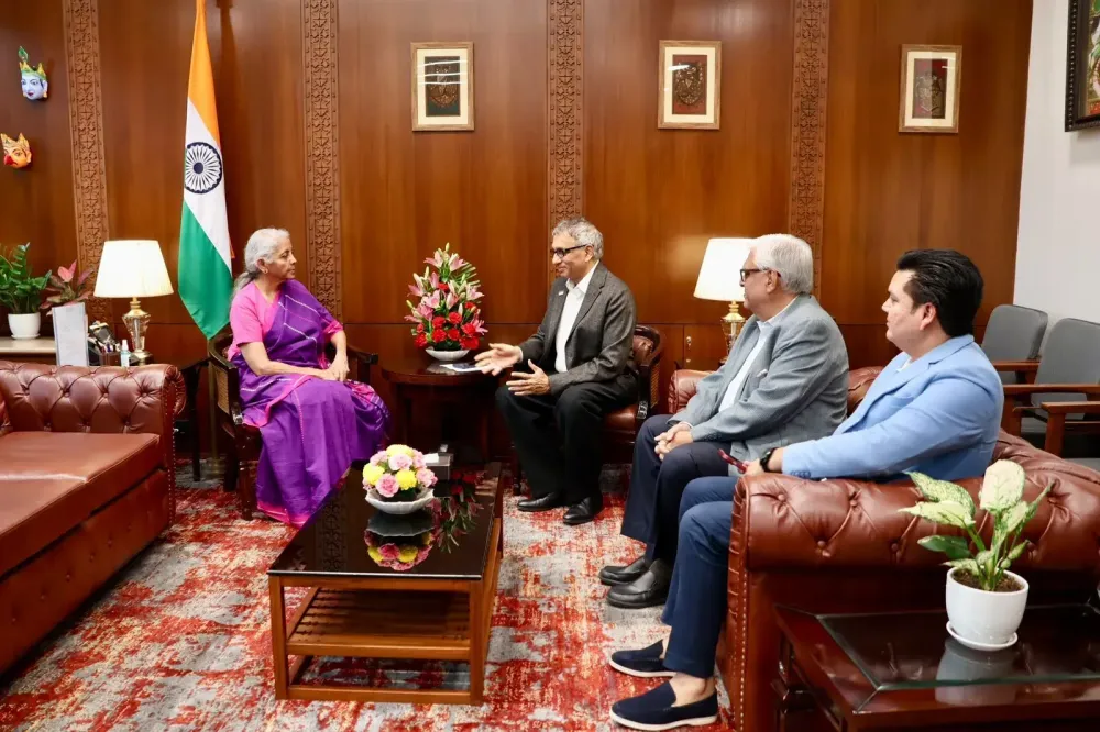 Sitharaman meets Texprocil delegation led by Ravi Sam