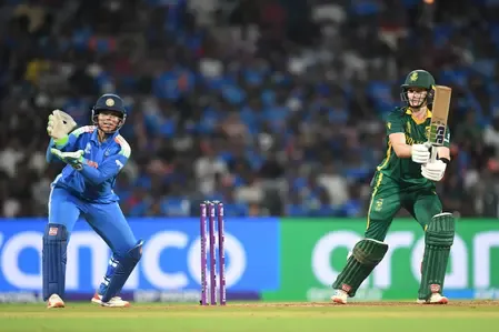 लौरा वोल्वार्ट की 92 रनों की नाबाद पारी, साउथ अफ्रीका ने भारत के खिलाफ 155 पर 6 विकेट खोए