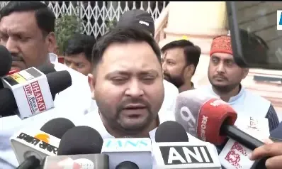 Tejashwi Yadav Critiques Nitish Kumar's Government for Law and Order Crisis in Bihar