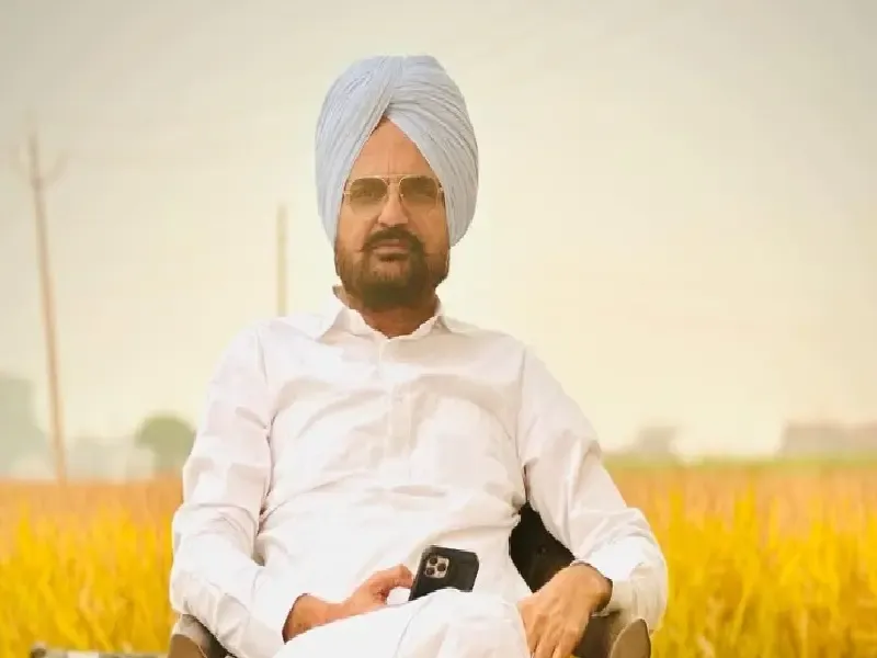 सिद्धू मूसेवाला के पिता का कड़ा विरोध: 'लॉरेंस ऑफ़ पंजाब' डॉक्यूमेंट्री पर उठाए सवाल