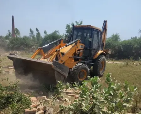 एलडीए की बड़ी कार्रवाई: नैमिष नगर में चला बुलडोजर, 80 बीघा अवैध प्लाटिंग ध्वस्त, काकोरी में निर्माण सील