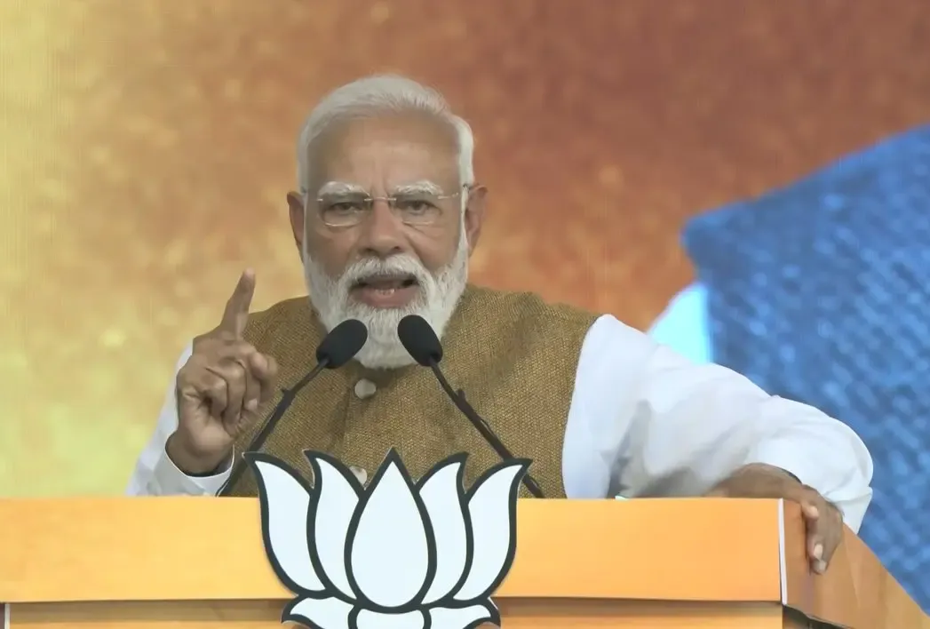 क्या एलडीएफ और यूडीएफ ने केरल को बुनियादी सुविधाओं और बेहतर ढांचे से वंचित रखा?