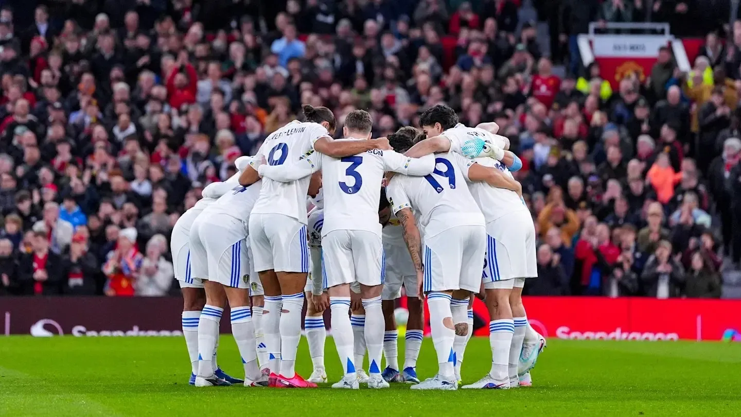Leeds United Achieves Historic Win Against 10-Man Manchester United at Old Trafford