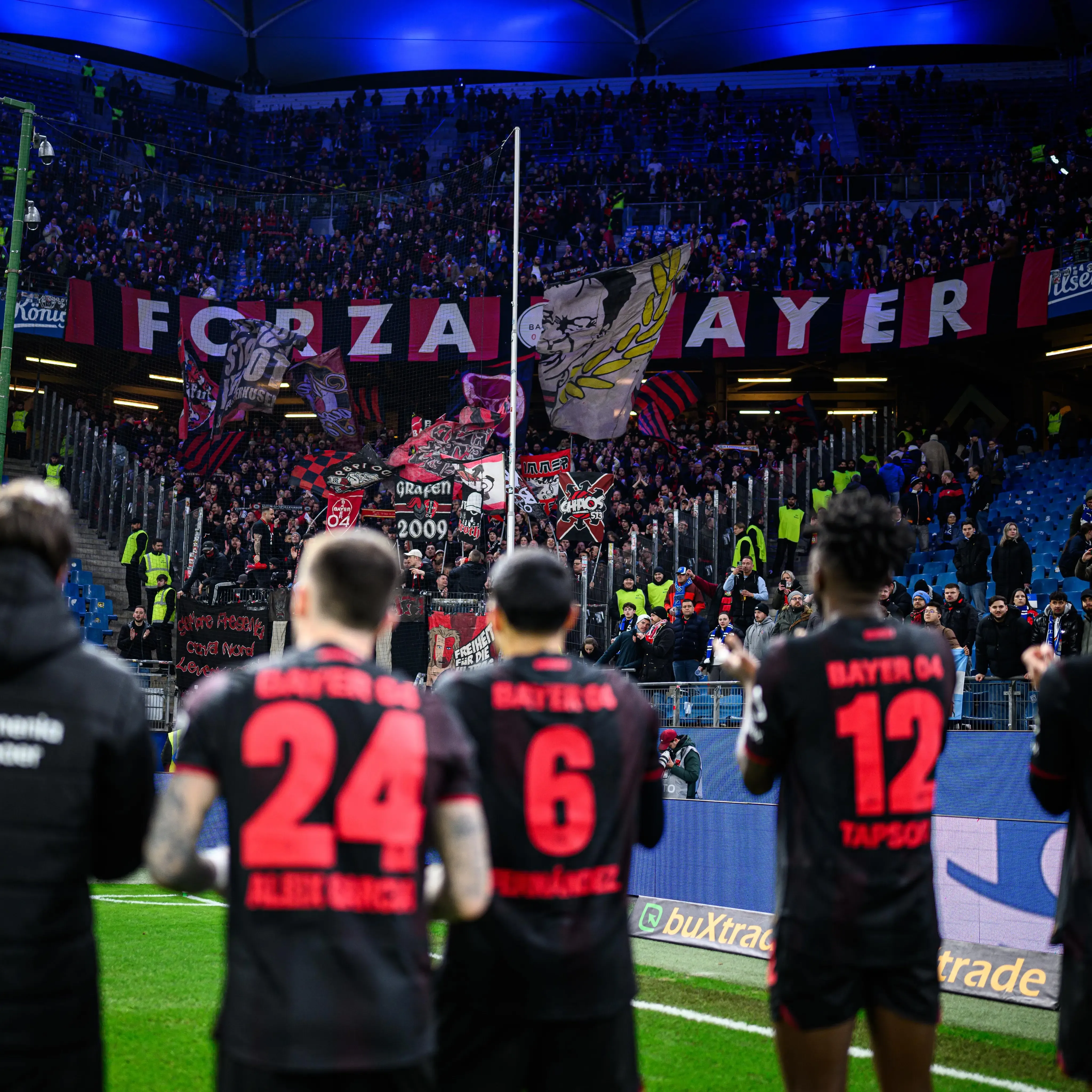Bayer Leverkusen Triumphs Over Hamburg to Strengthen Champions League Hopes