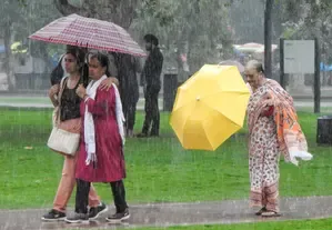 Will Light Rain and Thunderstorms Bring Relief from the Heatwave in Delhi?