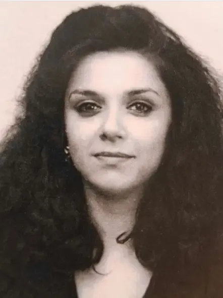 Does Lillete Dubey Laugh at Her ‘80s Perm While Celebrating 35 Years of Theatre?
