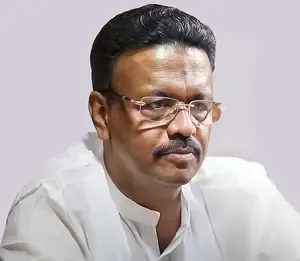 Senior Trinamool Leader's Remarks on Foundation Day Ignite Speculation of Party Infighting