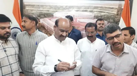 लोकसभा स्पीकर ओम बिरला पहुंचे अपने संसदीय क्षेत्र, आमजन की सुनी समस्याएं 