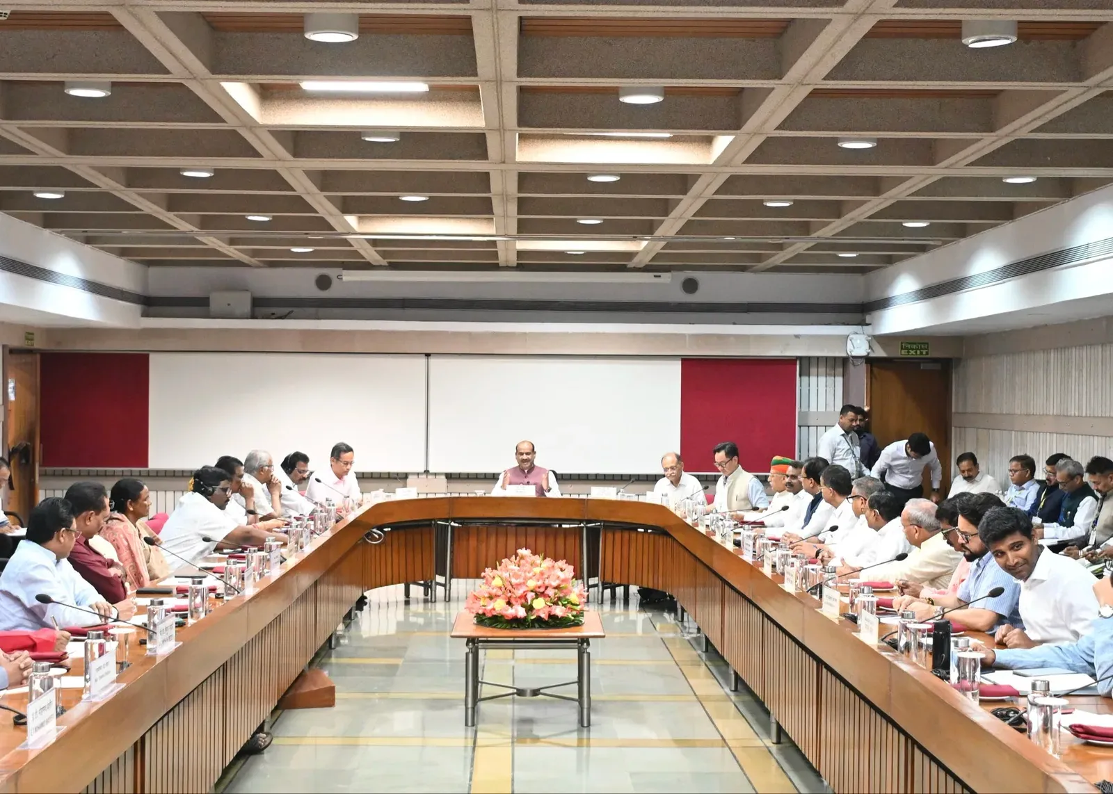 मानसून सत्र 2025: लोकसभा अध्यक्ष ओम बिड़ला ने सांसदों से माँगा रचनात्मक सहयोग