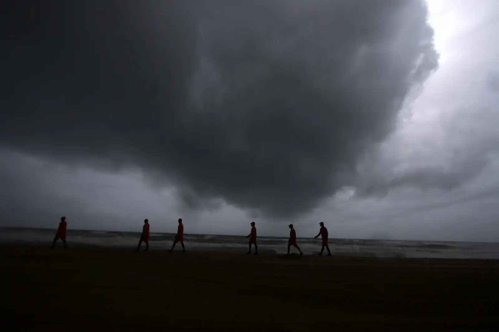 Bay of Bengal cyclonic storm likely by Oct 26, Andhra Pradesh and Odisha on alert