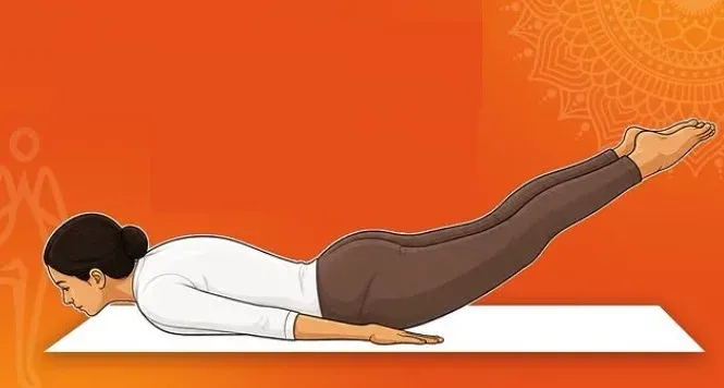 शलभासन से लोअर बैक दर्द में राहत: नियमित अभ्यास के 5 प्रमुख फायदे