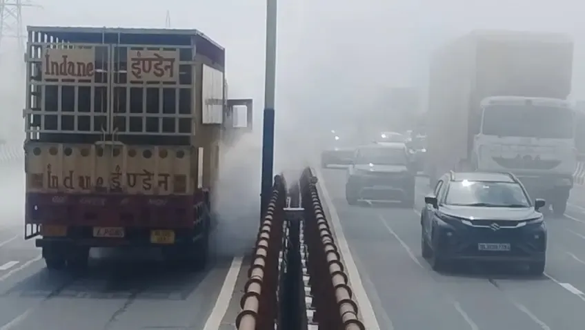 नोएडा एलिवेटेड रोड पर LPG ट्रक में आग, दमकल टीम ने समय रहते बुझाई; बड़ा हादसा टला