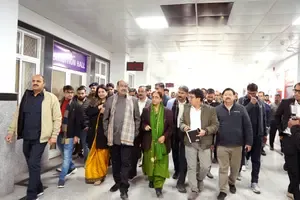 Lok Sabha Speaker Om Birla Inspects MBS Hospital in Kota