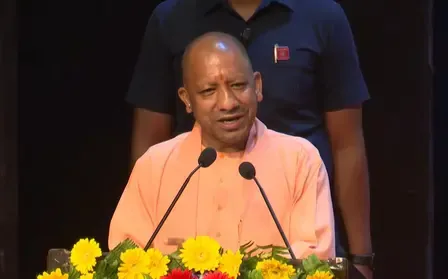 लखनऊ में 1228 नर्सिंग अधिकारियों को मिले नियुक्ति पत्र, सीएम योगी आदित्यनाथ बोले-सेवा और संवेदना ही सबसे बड़ी ताकत