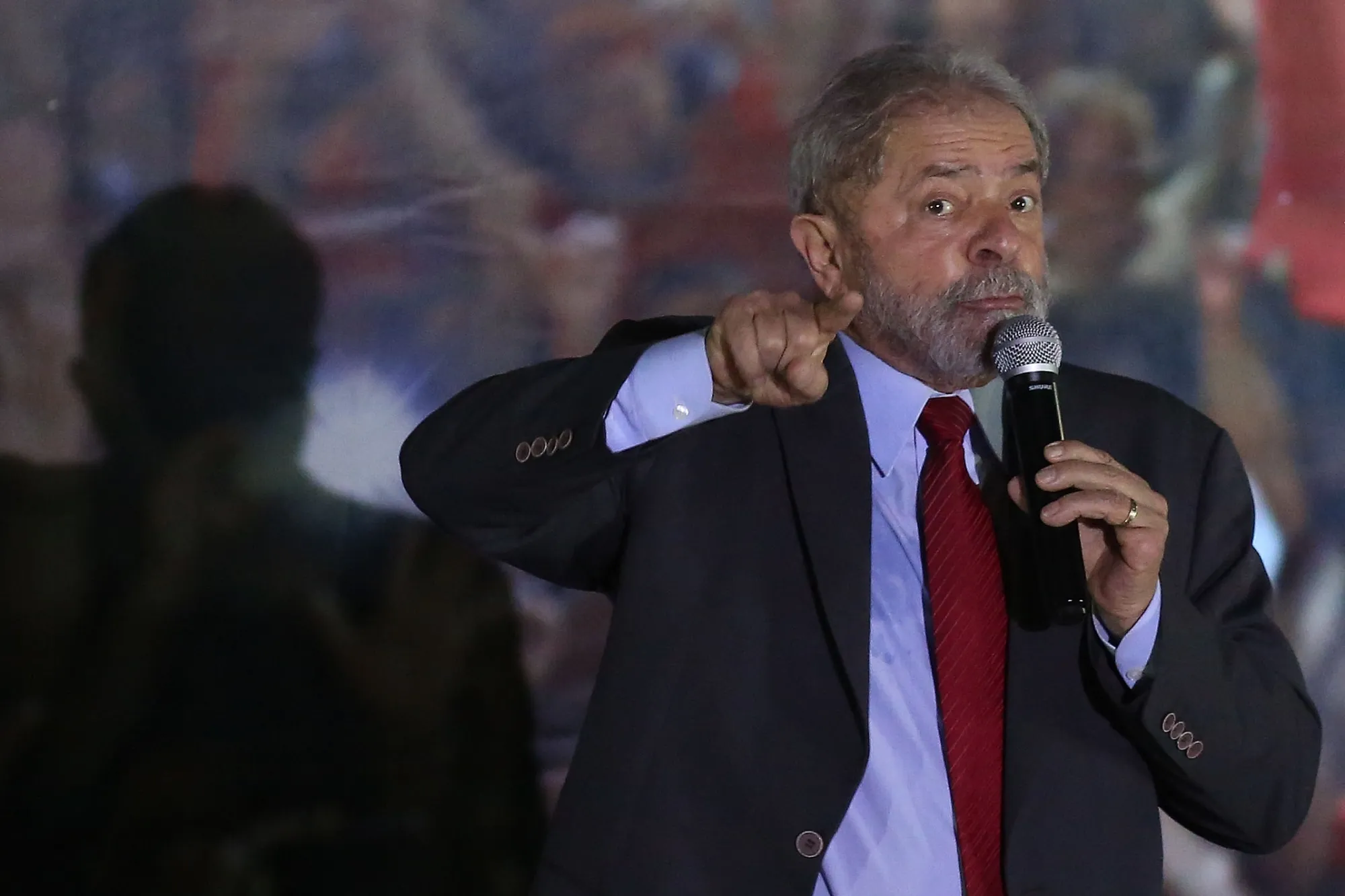 Lula Promises Harsh Consequences for Coup Conspirators Following Recovery