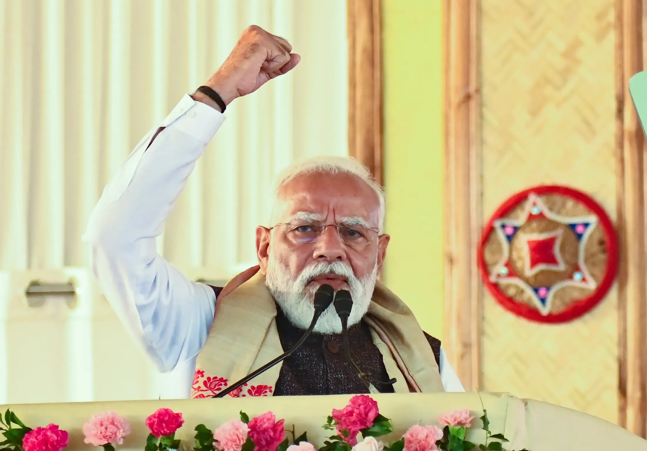 क्या पीएम मोदी ने एलवीएम3-एम6 के सफल लॉन्च को गौरवमयी क्षण बताया?