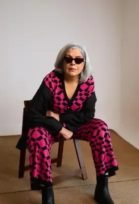 जीनत अमान ने मां की सीखों को साझा किया, कहा- किसी को नीचे गिराकर हम खुद ऊपर नहीं उठ सकते