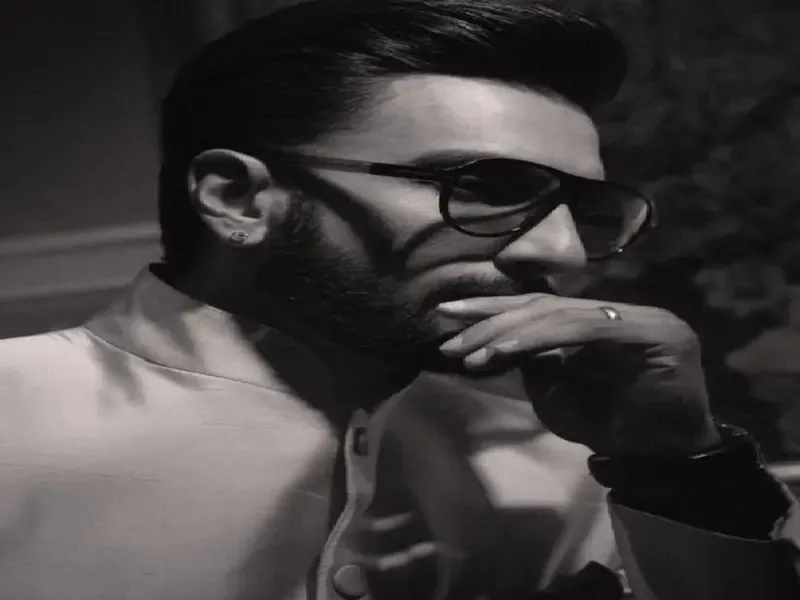 रणवीर सिंह ने माफीनामे के शब्दों में बदलाव के लिए दी सहमति, देवी की नकल के मामले में कोर्ट को बताया