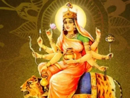 मां कूष्मांडा का रहस्यमयी मंदिर, जहां की पिंडी से रिसते जल से दूर होते हैं आंखों के रोग