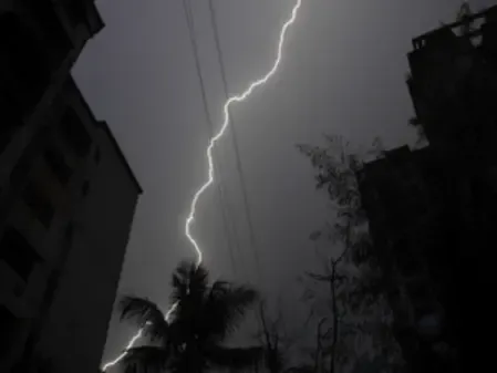 What Happened in Madhya Pradesh? 2 Lives Lost Due to Lightning Strikes