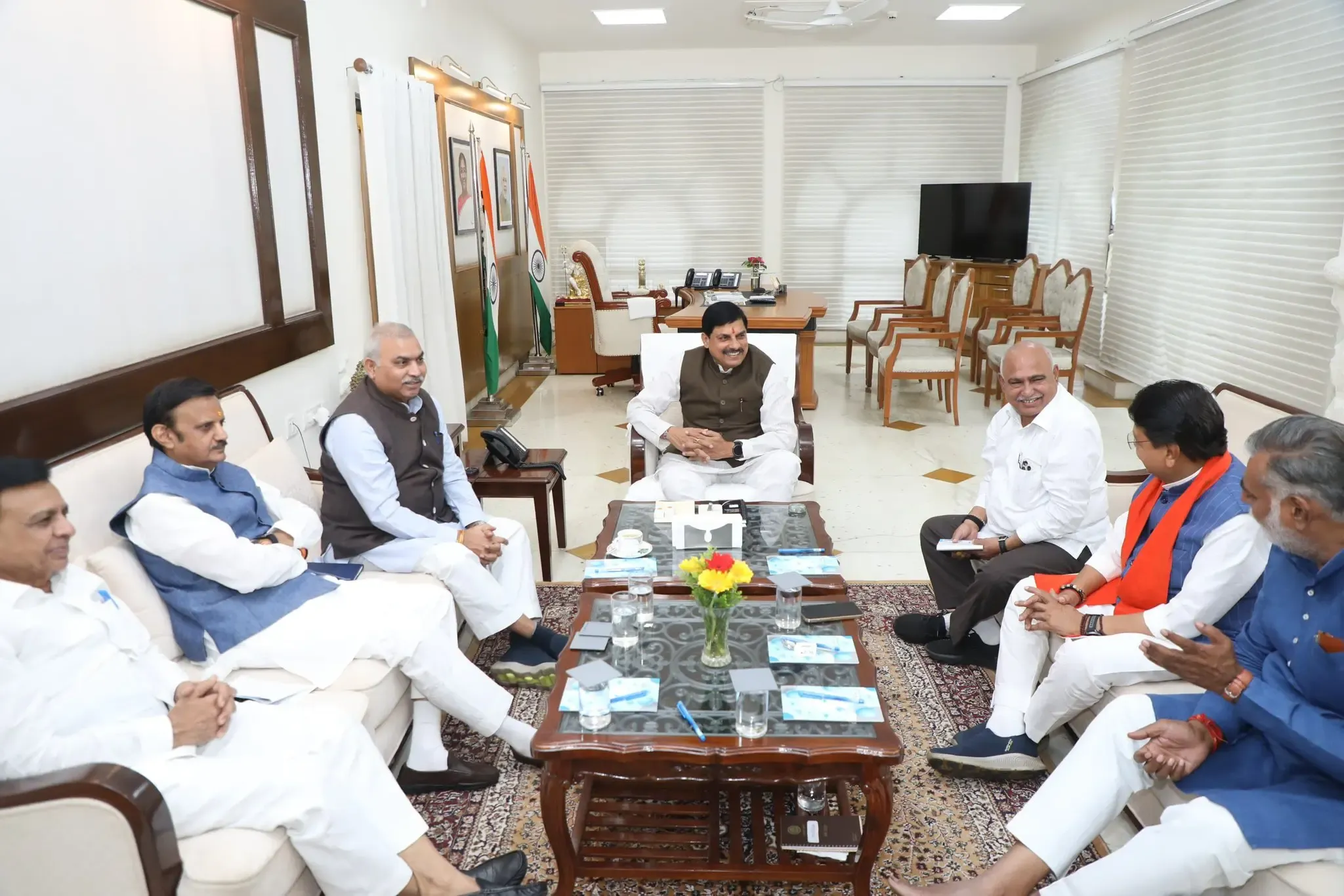 What Happened During Shiv Prakash's Meeting with BJP Leaders in Bhopal?