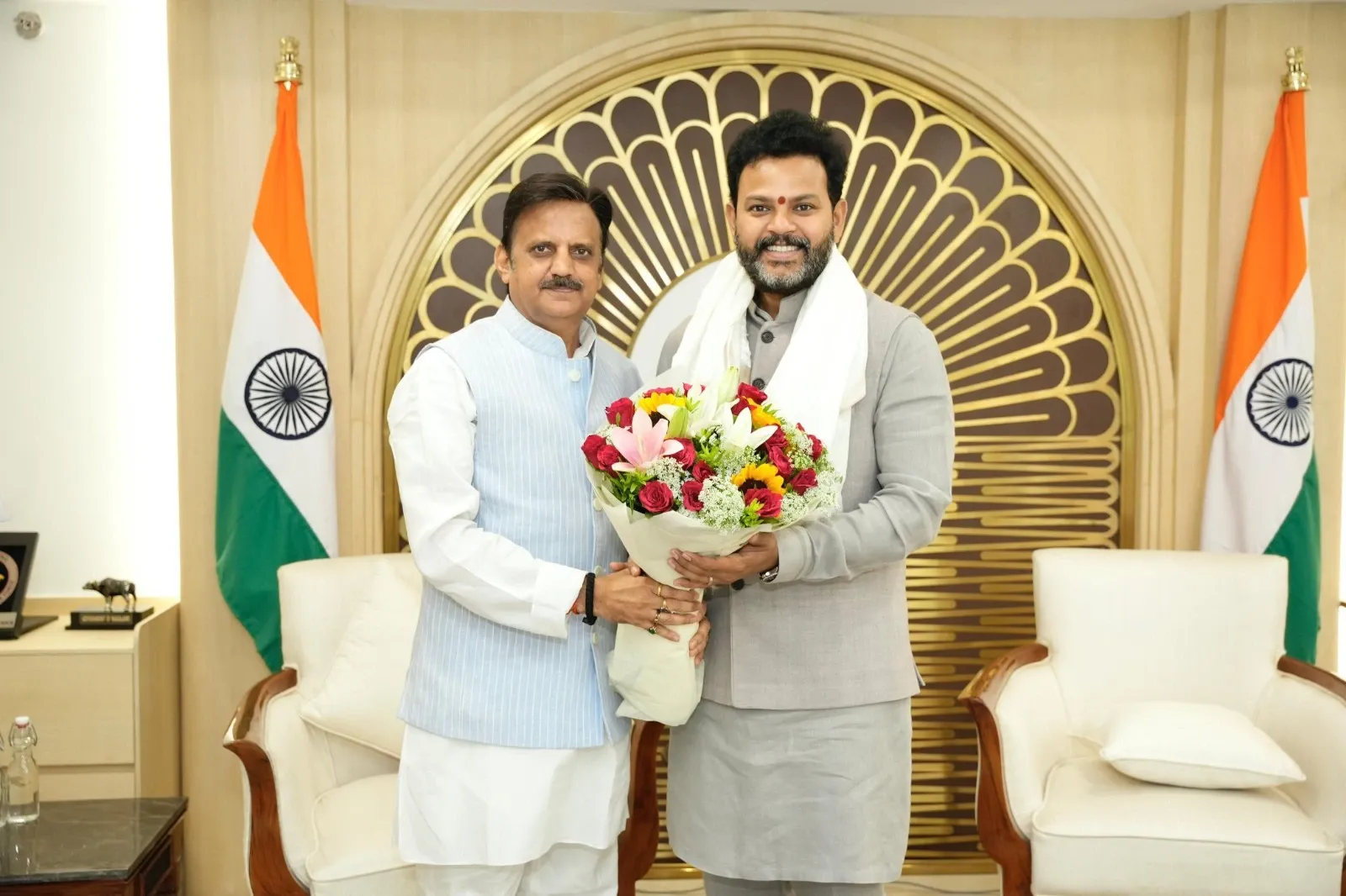 What Did Madhya Pradesh Deputy CM Rajendra Shukla Discuss with the Civil Aviation Minister in Delhi?