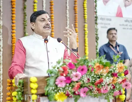 मध्य प्रदेश में खाद वितरण में गड़बड़ी पर कलेक्टर होंगे जिम्मेदार : सीएम मोहन यादव