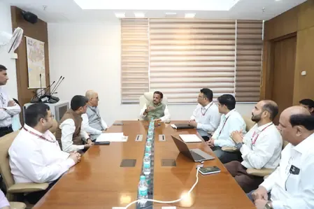मध्य प्रदेश में ऑर्गन ट्रांसप्लांट को मिला नया बल: डिप्टी सीएम राजेंद्र शुक्ल ने AIIMS भोपाल से की विस्तृत चर्चा