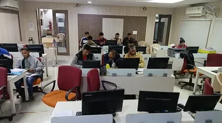 Madhya Pradesh: SIR work intensifies in Burhanpur, uploading continues late into the night