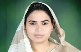 क्या माफिया अतीक का नाम लेने पर पूजा पाल को समाजवादी पार्टी से निकाला गया?