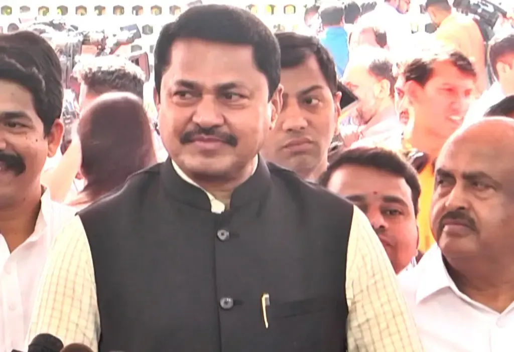 Maha Congress Accuses BJP of Assaulting Indian Democracy via EVMs, ONOE