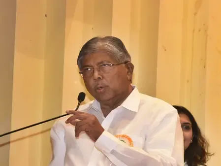 Maharashtra Government to Launch Inquiry into College Fee Irregularities Led by Retired Judge