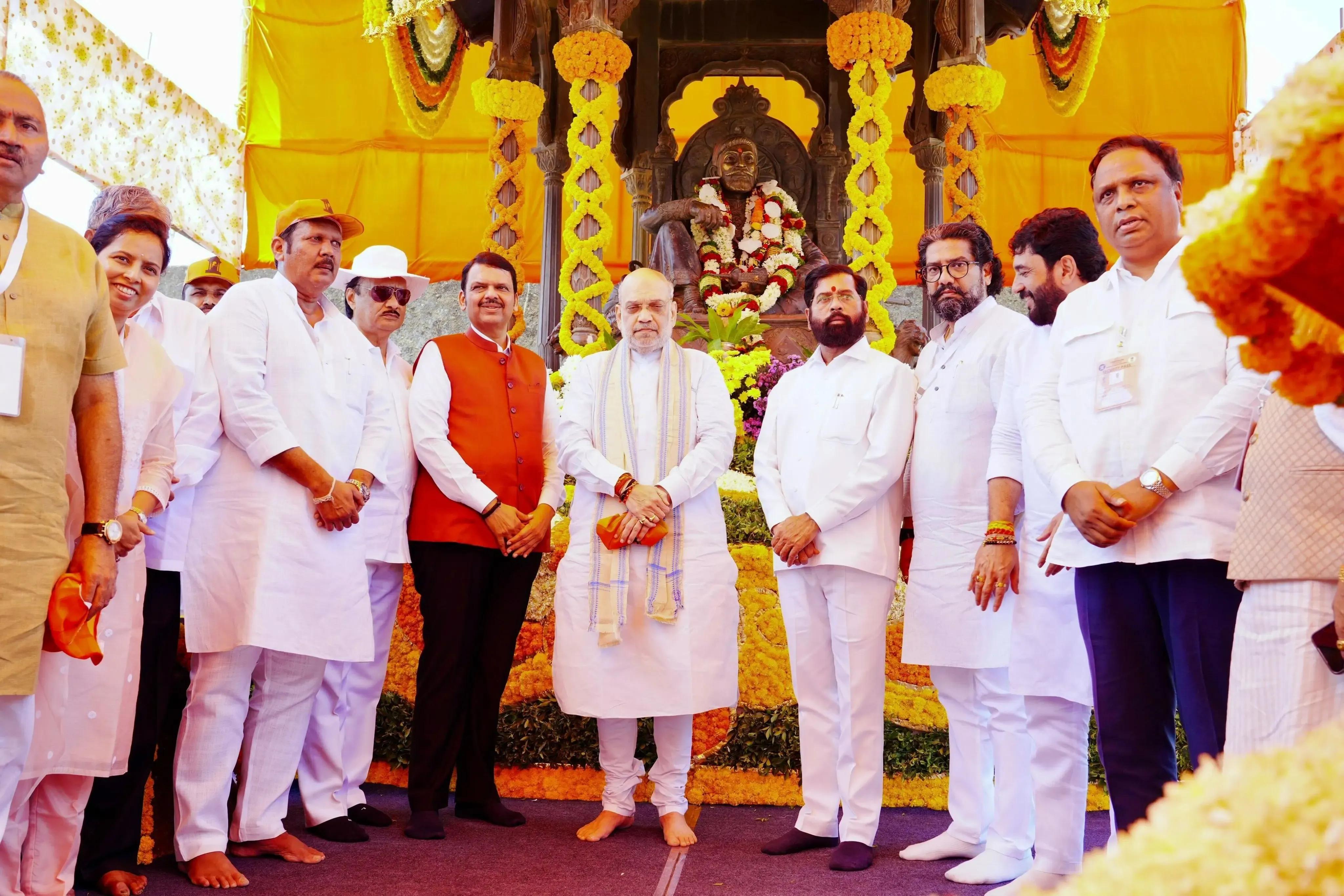 Maharashtra Government to Respond Firmly Against Insults to National Icons: CM Fadnavis