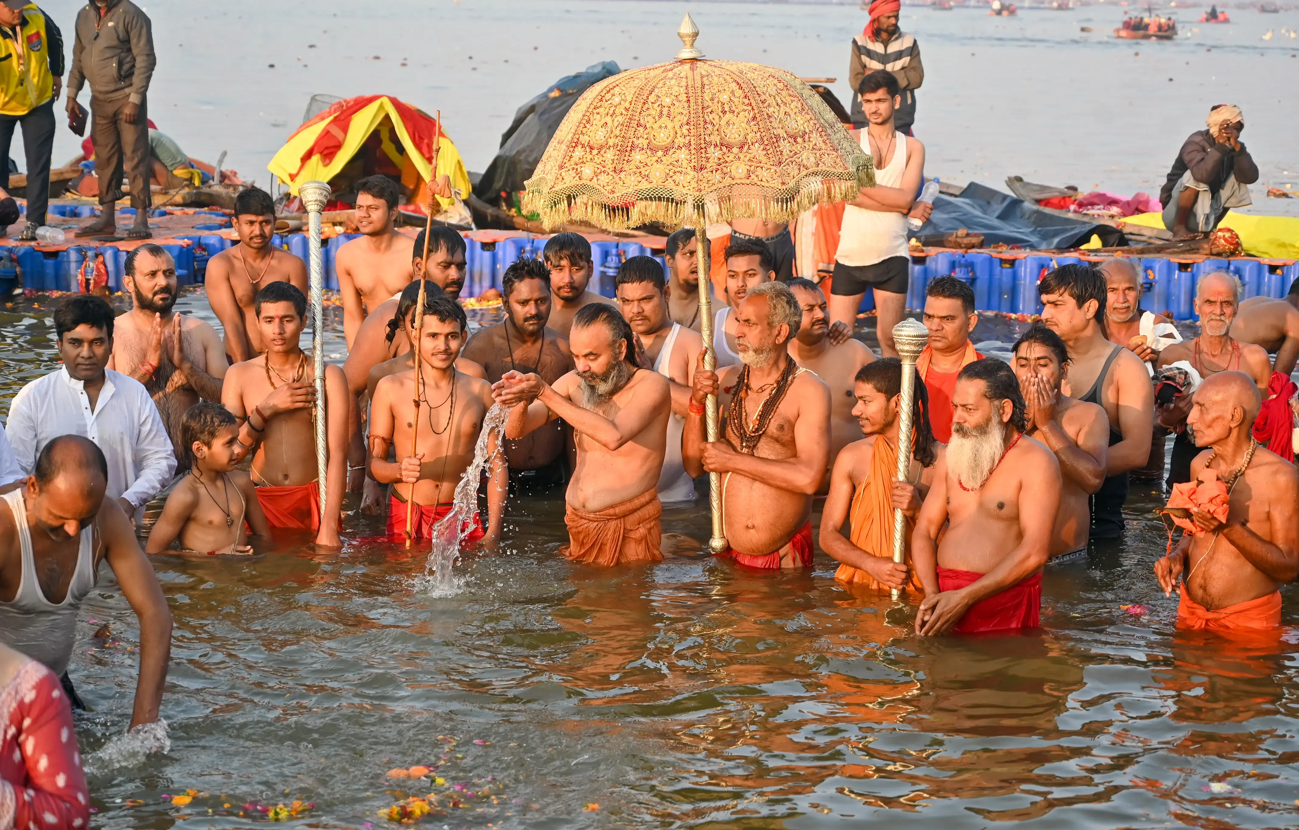 Maha Kumbh: Cleanup Initiative Post Magh Purnima Enhances Ghats' Sanctity