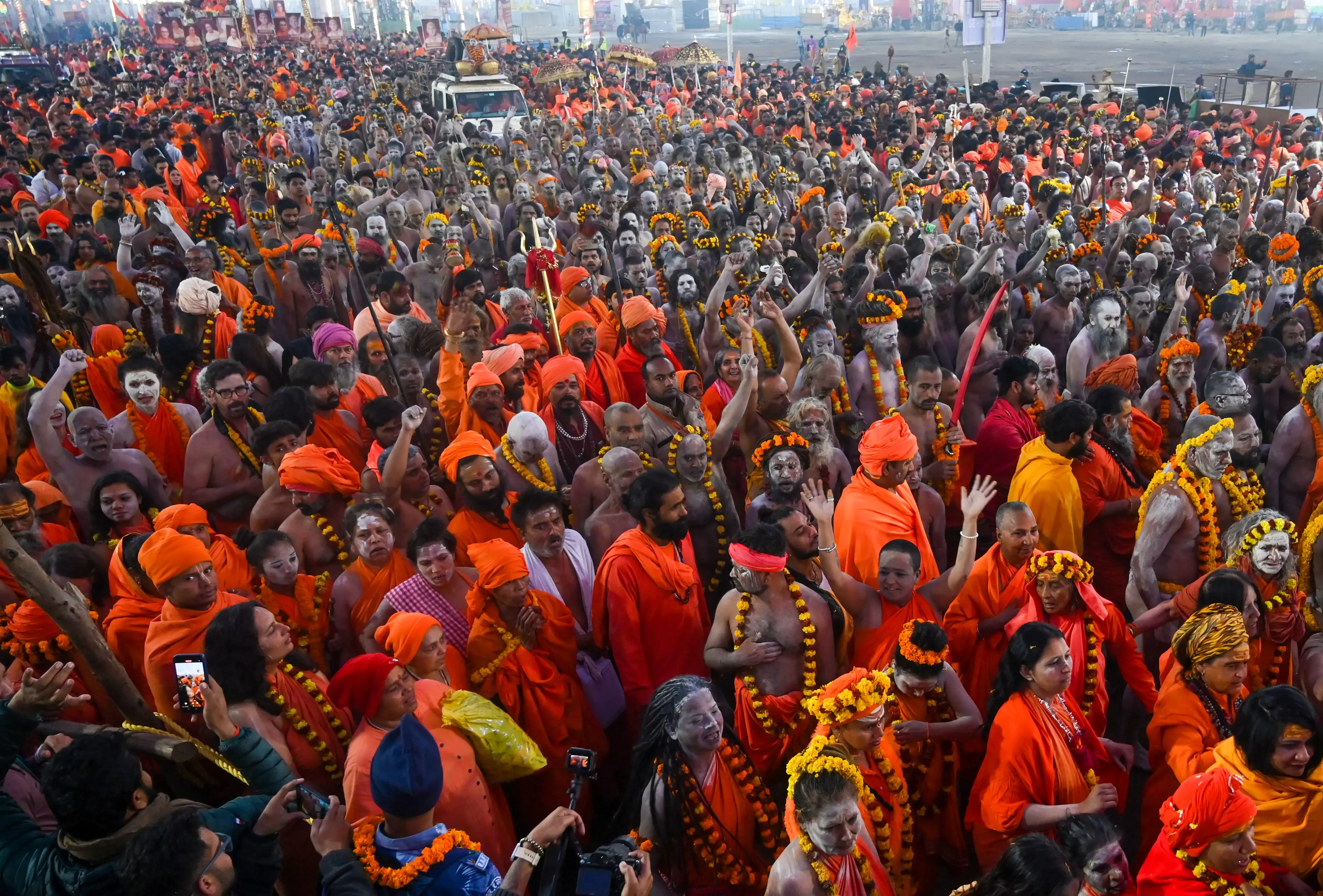 Maha Kumbh: Government Offices Closed Amid Growing Crowds in Prayagraj for Basant Panchami Amrit Snan